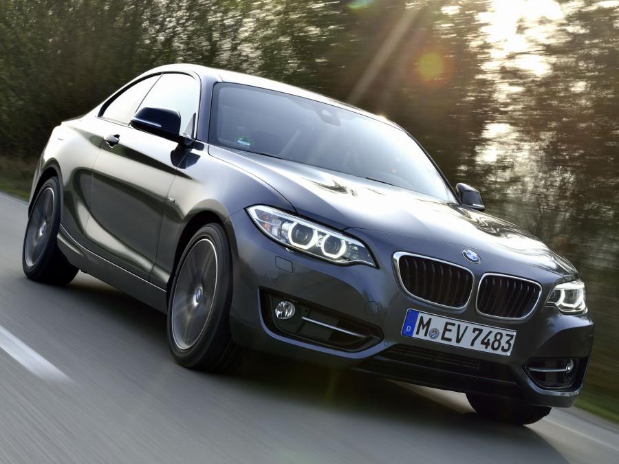  BMW 220i Coupe Sport Line 2014 года  (фото 4 из 11)